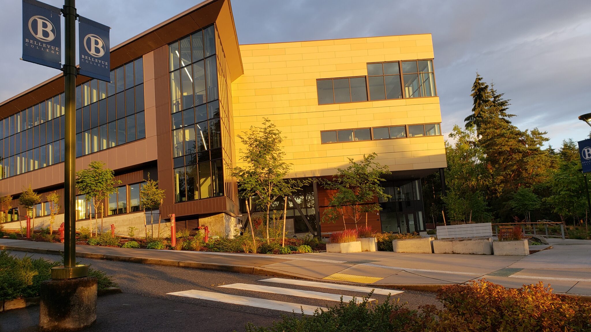 Campus building image with text 'Welcome to the Student Success & Retention Office'