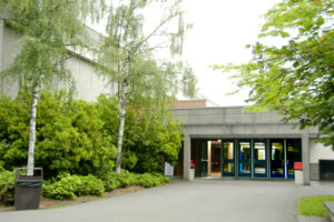 G Building Entrance towards Wellness Center