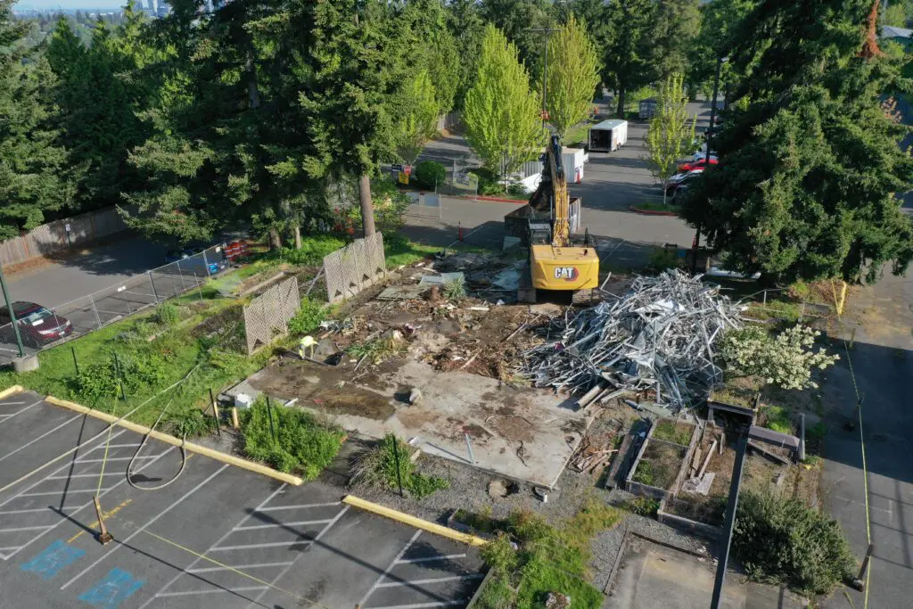 Aerial shot of tracter.
