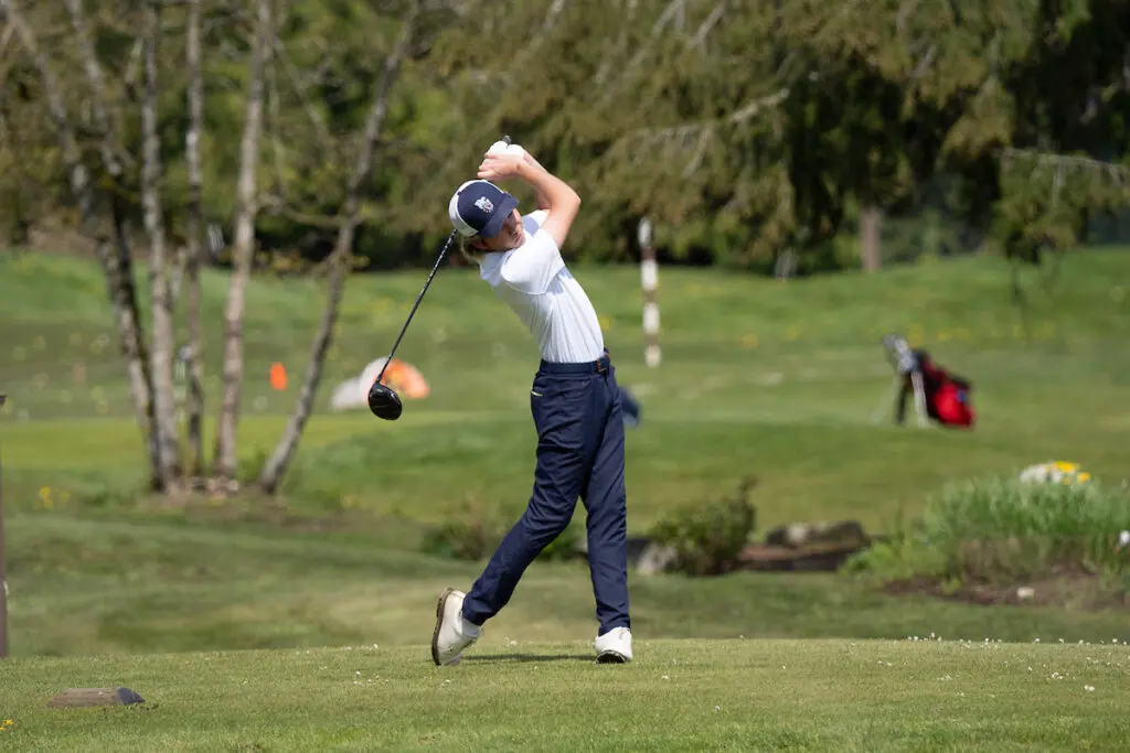 Bellevue College golfer