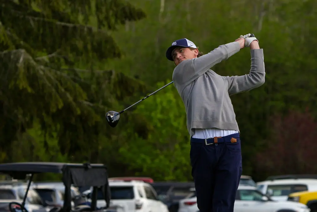 Bellevue College golfer