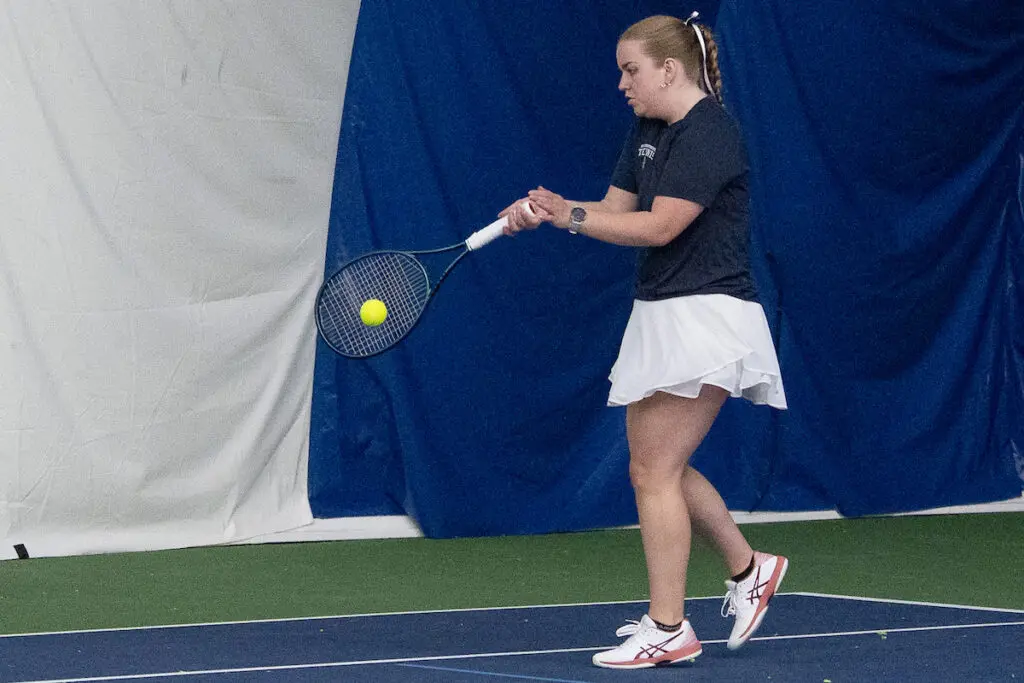 Bellevue College tennis player