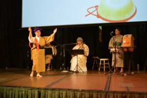 Okinawa dance
