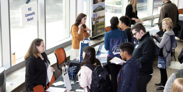 Students and employers at a Bellevue College job fair.