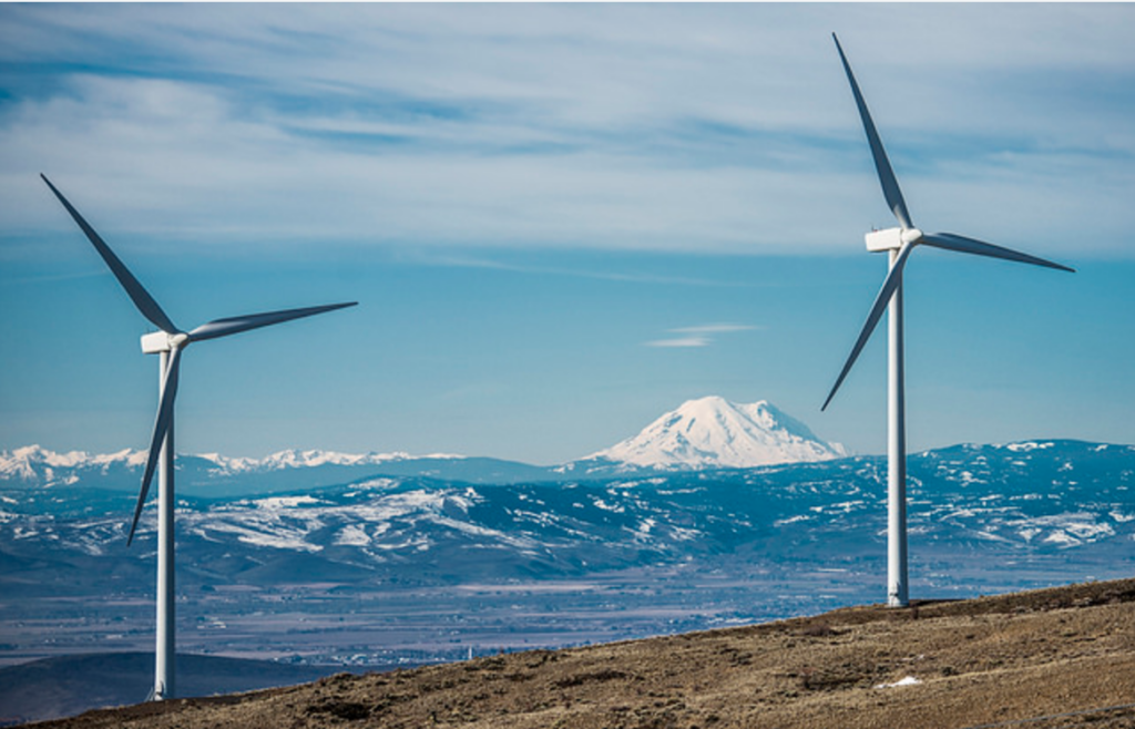 Students Take Trip to PSE “Wild Horse Wind and Solar Facility” in