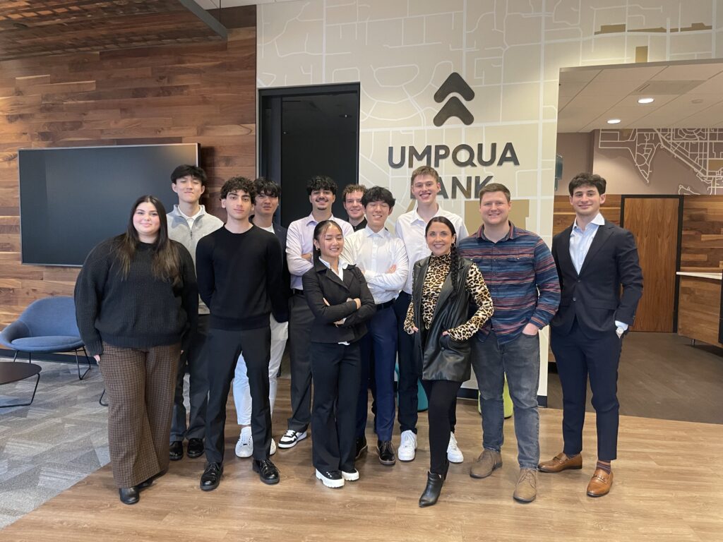 Finance Club Group photo at Umpqua Bank.