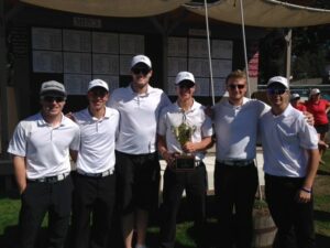 Bellevue Men's Golf holding the trophy for the NWAC League Match title at Avondale GC. 