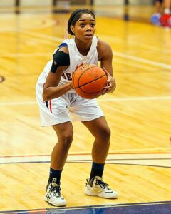 Mikayla Jones had 18 points on sophomore night to lead Bellevue over Whatcom. photo by Rich Dworkis.