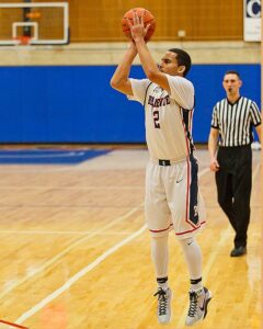 Taylor Freeman led Bellevue with 18 points but fell victim to Skagit Valley in the 89-76 loss. photo by Rich Dworkis.