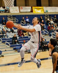 Jordan-Muir-Keung led Bellevue with 21 points, but the Bulldogs fell at home to Highline. photo by Rich Dworkis.