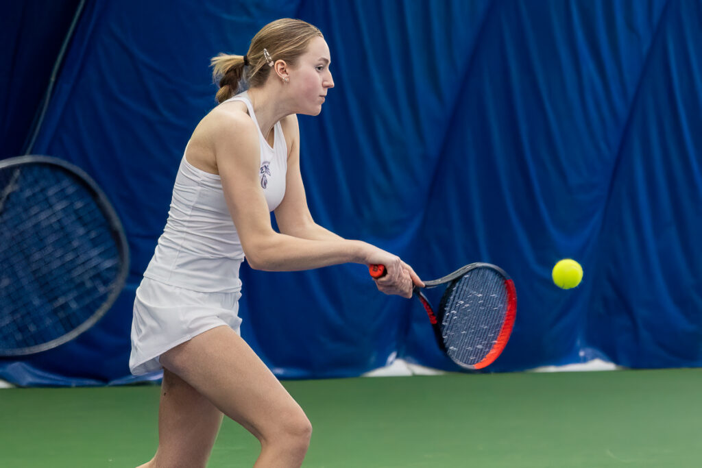 women's tennis player