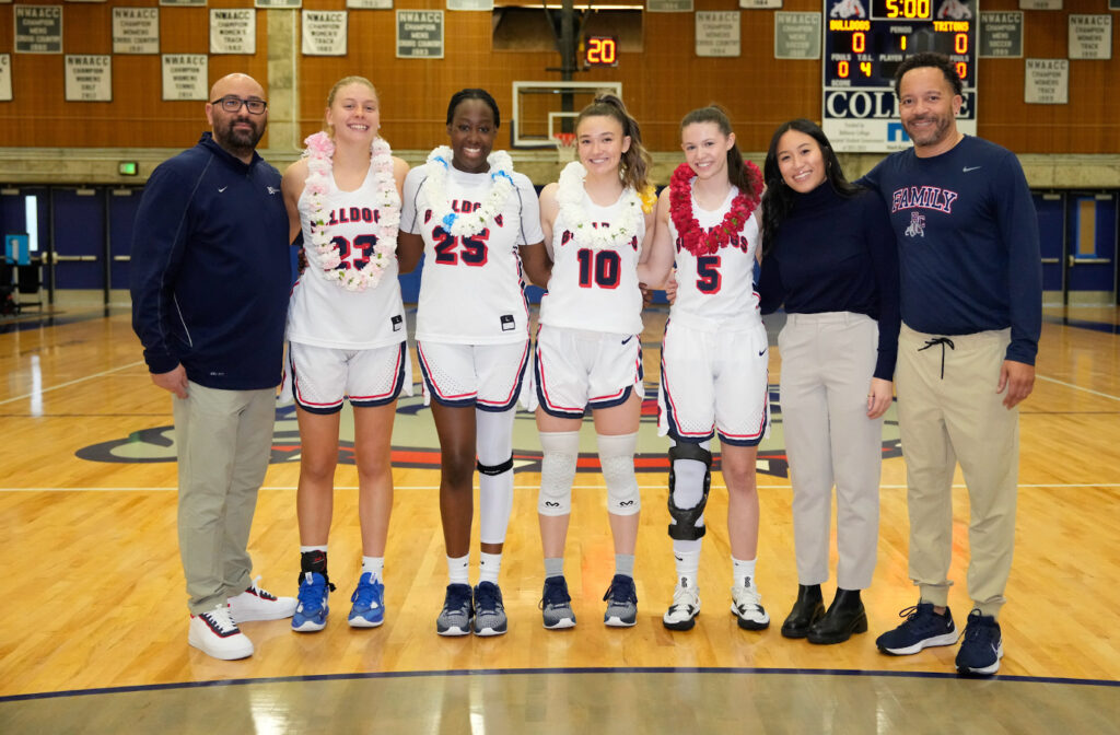 Bellevue College womens basketball sophomores