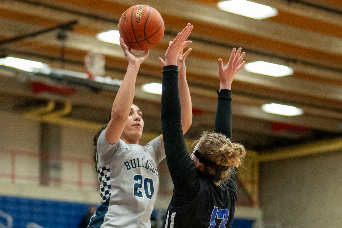 Bellevue women's basketball player