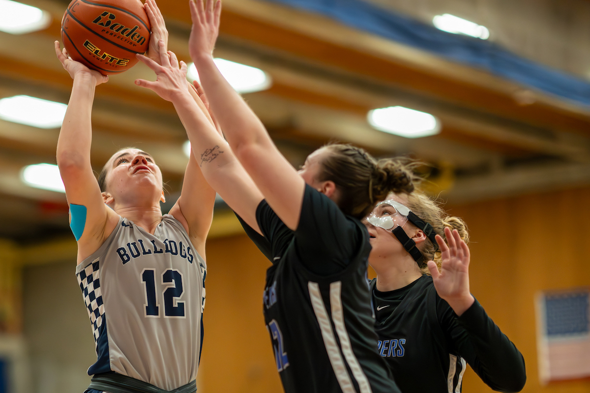 Bellevue women's basketball player