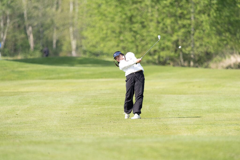 Bellevue College golfer