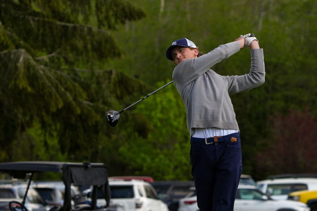 Bellevue College golfer